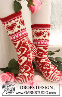 Free patterns - Vánoční ponožky a papučky / DROPS Extra 0-611