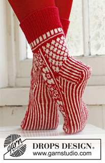 Free patterns - Vánoční ponožky a papučky / DROPS Extra 0-860