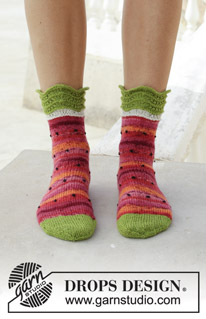 Free patterns - Dětské ponožky a papučky / DROPS 189-26
