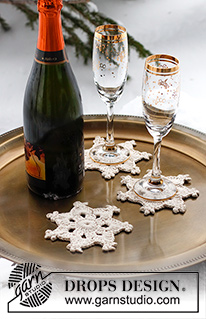 Cheers! / DROPS Extra 0-1566 - Heklet stjerne glassbrikke i DROPS Paris. Tema: Jul og Nytår.