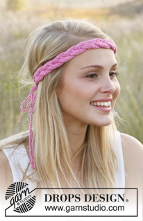 Summer's Here! / DROPS Extra 0-919 - Knitted DROPS hair band with cable in ”Cotton Light”.