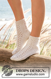 Free patterns - Női zoknik és lábbelik / DROPS 100-18