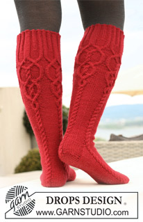 Free patterns - Women's Socks & Slippers / DROPS 122-27