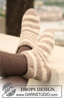 Free patterns - Női zoknik és lábbelik / DROPS 124-12
