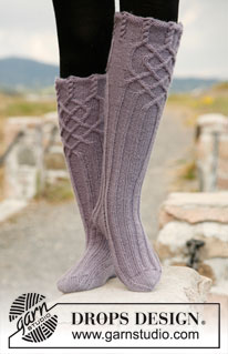 Free patterns - Women's Socks & Slippers / DROPS 132-8