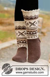 Free patterns - Men's Socks & Slippers / DROPS 135-44