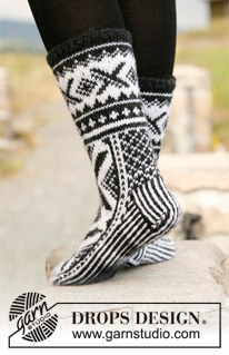 Free patterns - Dámské ponožky a papučky / DROPS 135-7