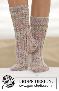 Free patterns - Dámské ponožky a papučky / DROPS 154-28