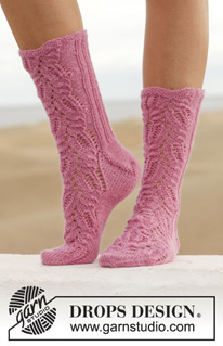Free patterns - Női zoknik és lábbelik / DROPS 154-30
