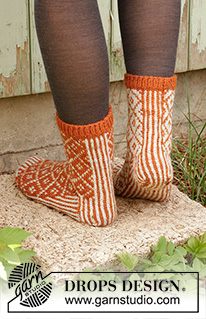 Free patterns - Dámské ponožky a papučky / DROPS 193-3