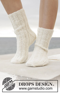 Free patterns - Női zoknik és lábbelik / DROPS 198-12