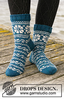 Free patterns - Dámské ponožky a papučky / DROPS 203-25