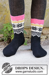 Free patterns - Dámské ponožky a papučky / DROPS 203-33