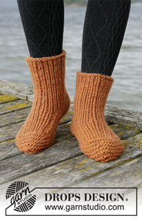 Free patterns - Children Socks & Slippers / DROPS 203-37
