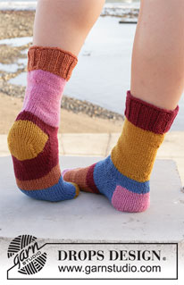 Free patterns - Dámské ponožky a papučky / DROPS 209-18