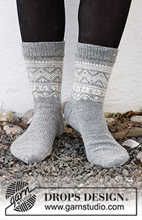 Free patterns - Dámské ponožky a papučky / DROPS 214-53