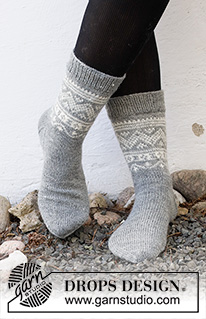 Free patterns - Dámské ponožky a papučky / DROPS 214-53