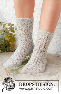 Free patterns - Dámské ponožky a papučky / DROPS 223-43