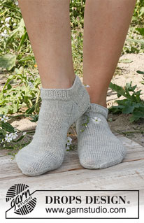 Free patterns - Dámské ponožky a papučky / DROPS 229-21