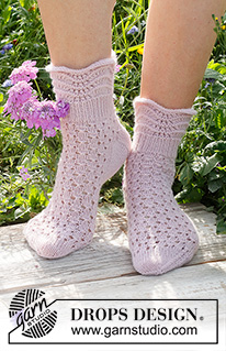 Free patterns - Dámské ponožky a papučky / DROPS 229-24