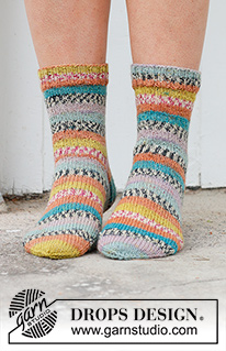 Free patterns - Dámské ponožky a papučky / DROPS 234-69