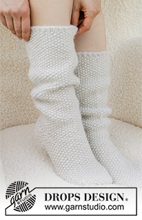 Free patterns - Női zoknik és lábbelik / DROPS 234-73