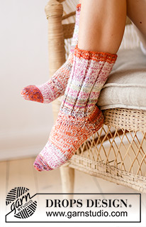 Free patterns - Dámské ponožky a papučky / DROPS 238-30