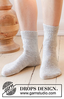 Free patterns - Dámské ponožky a papučky / DROPS 238-33