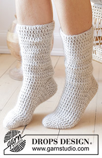 Free patterns - Dámské ponožky a papučky / DROPS 238-38