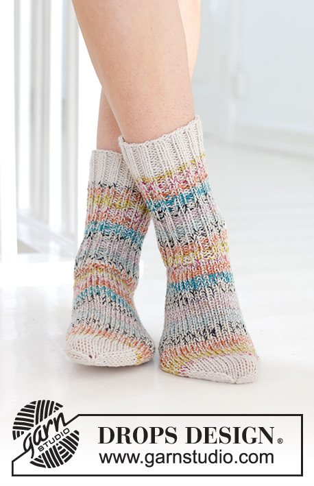 Spring Festival Socks / DROPS 247-15 - Knitted socks with stockinette stitch and rib in 2 strands DROPS Fabel. Size 35 – 43 = US 4 1/2 – 12 1/2
