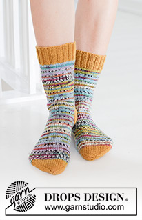 Free patterns - Dámské ponožky a papučky / DROPS 247-16