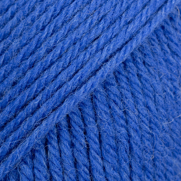 DROPS Karisma uni colour 07, kornblumenblau